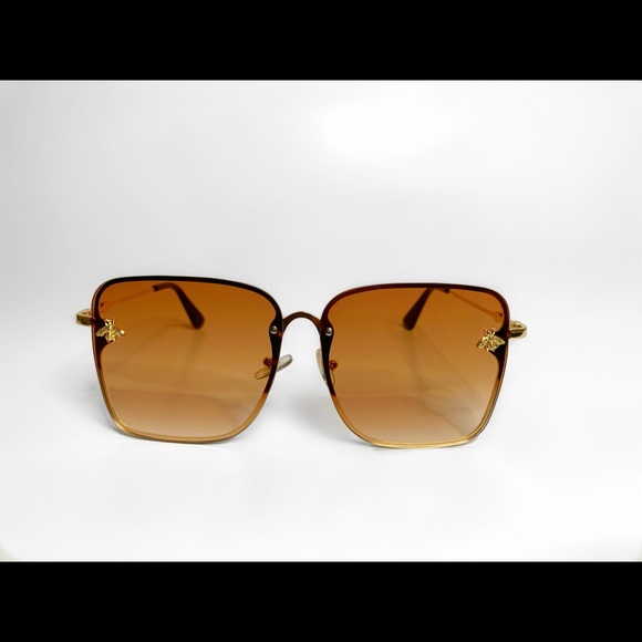 🛍Valley Girl Sunglasses 🛍 - Picture 2 of 2